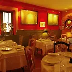 La Petite * Uzès